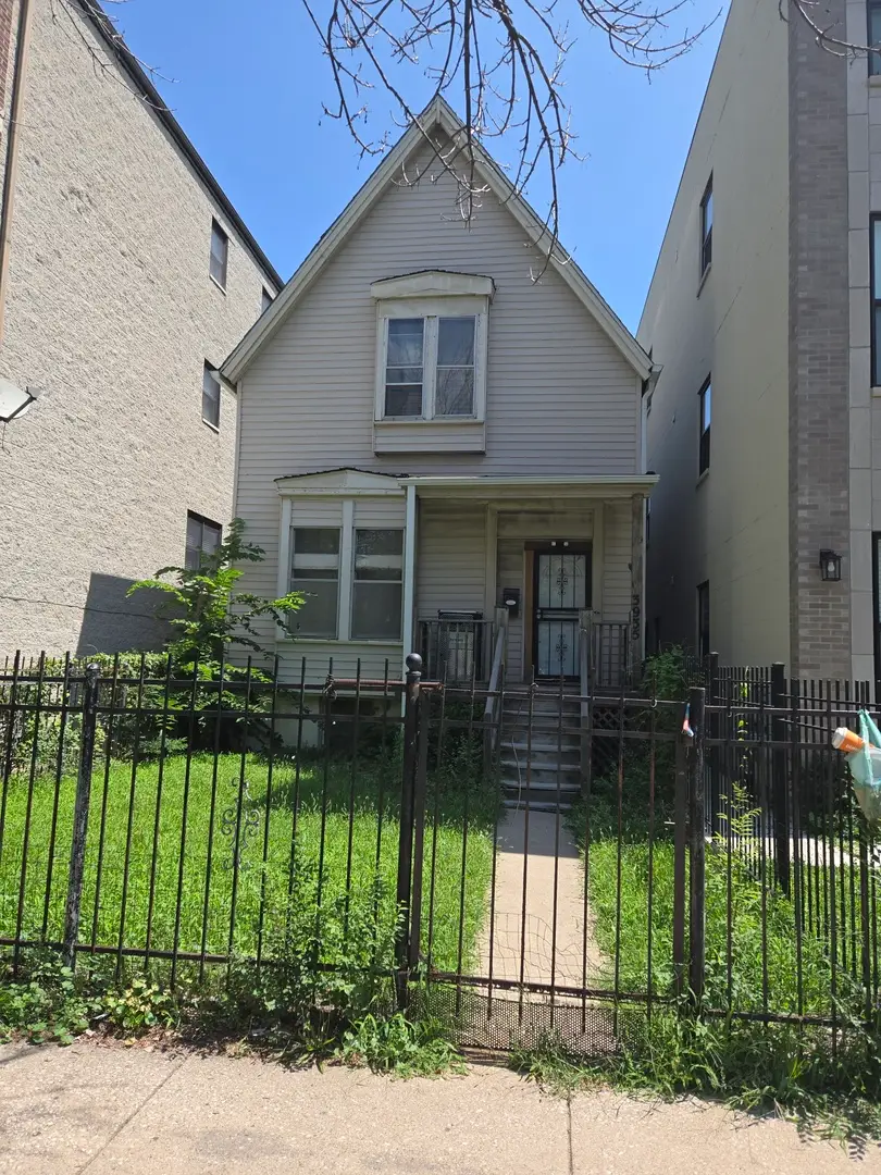 3935 S Indiana Avenue, Chicago, IL 60653 - #1