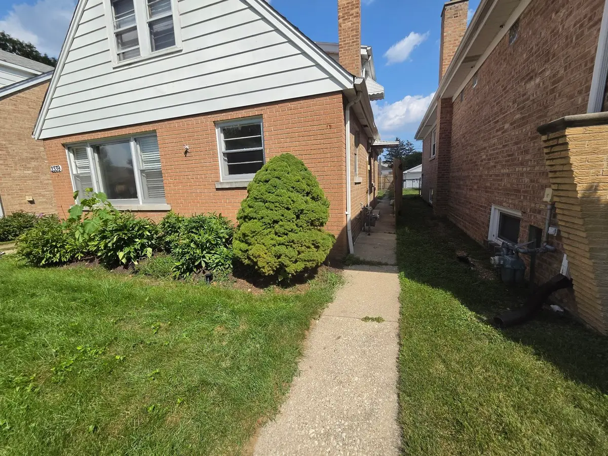 2339 Northgate Avenue, North Riverside, IL 60546 - #1