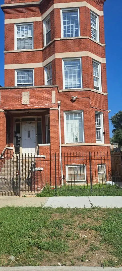 1509 S Kedvale Avenue, Chicago, IL 60623