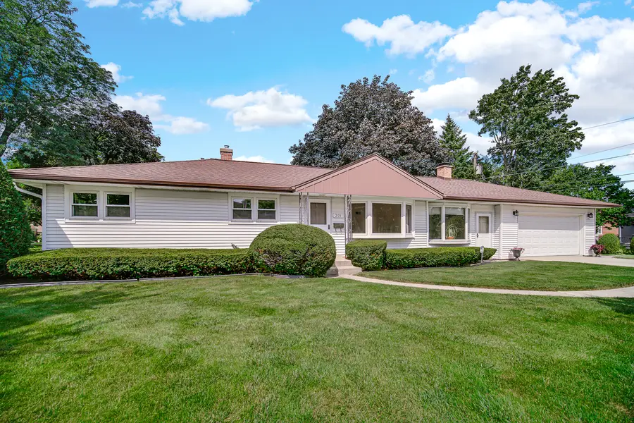 201 N Elmhurst Avenue, Mount Prospect, IL 60056 - #2