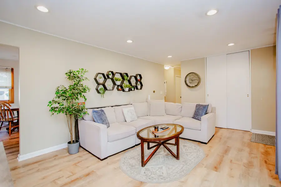 2106 Grouse Lane, Rolling Meadows, IL 60008 - #3