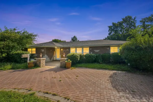 1124 Gael Drive, Joliet, IL 60435