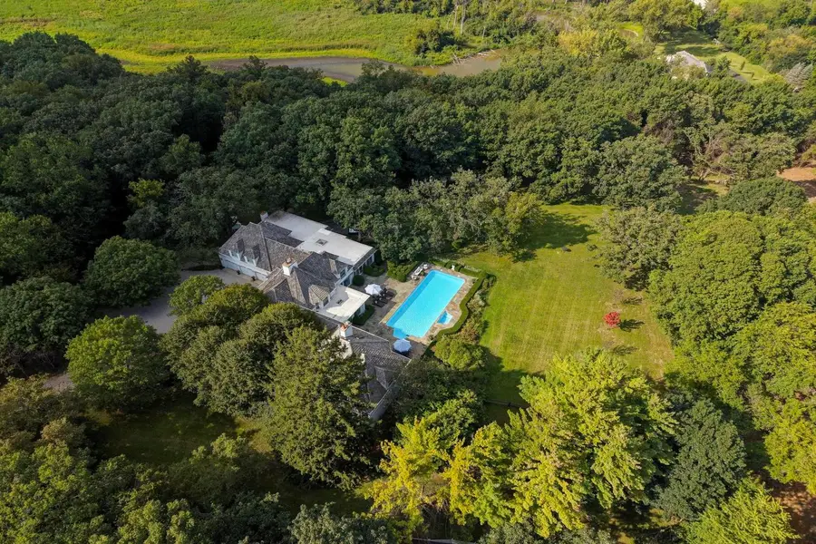374 N Bateman Circle, Barrington Hills, IL 60010 - #2