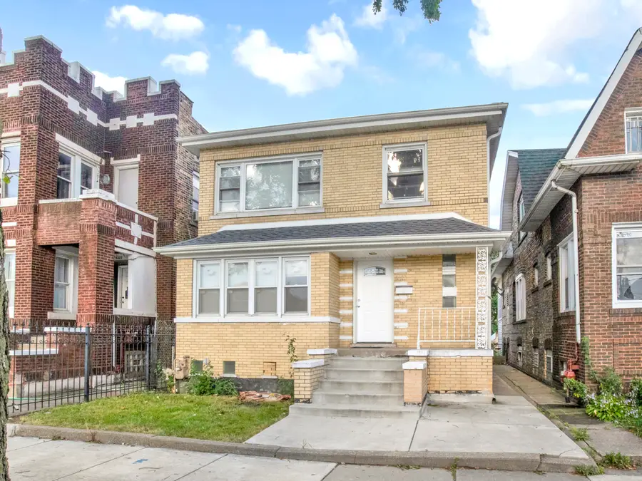 6318 S Mozart Street, Chicago, IL 60629 - #2
