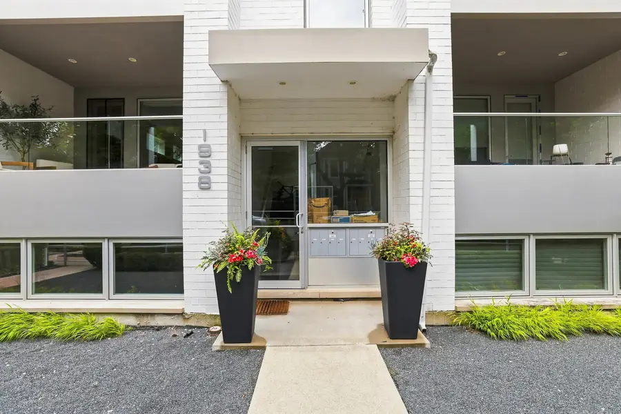 1938 N Francisco Avenue #1S, Chicago, IL 60647 - #2