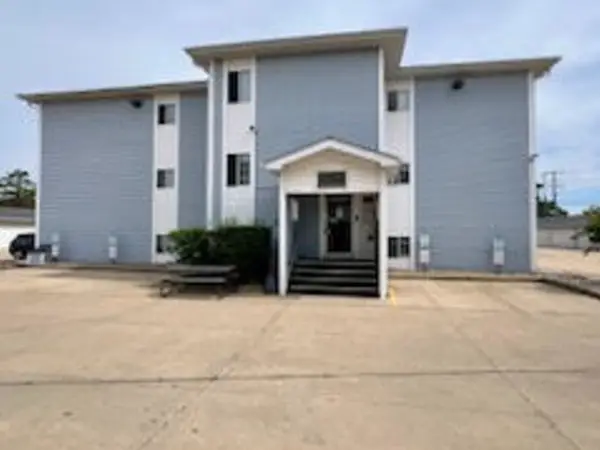 3130 W Monroe Street #312, Waukegan, IL 60085