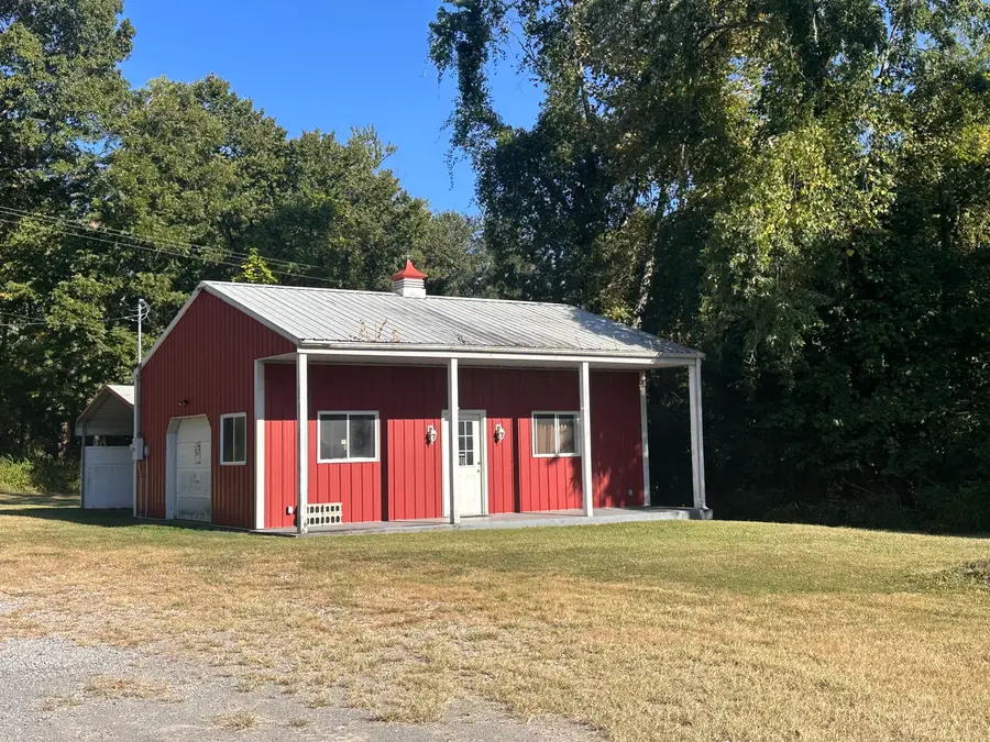 632 N Pershing Street, Energy, IL 62933 - #2
