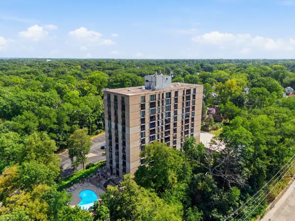 1800 7th Street #2A, East Moline, IL 61244