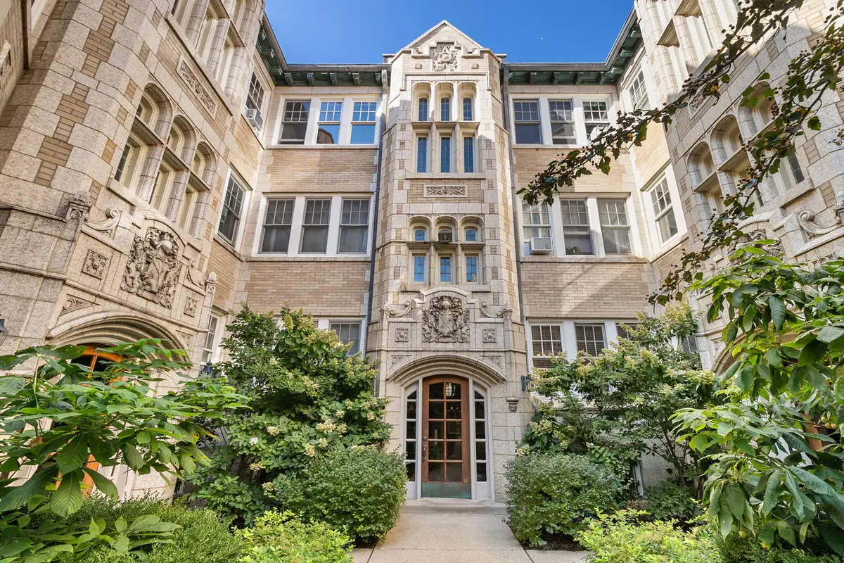 Address Withheld By Seller, Chicago, IL 60657 - #1