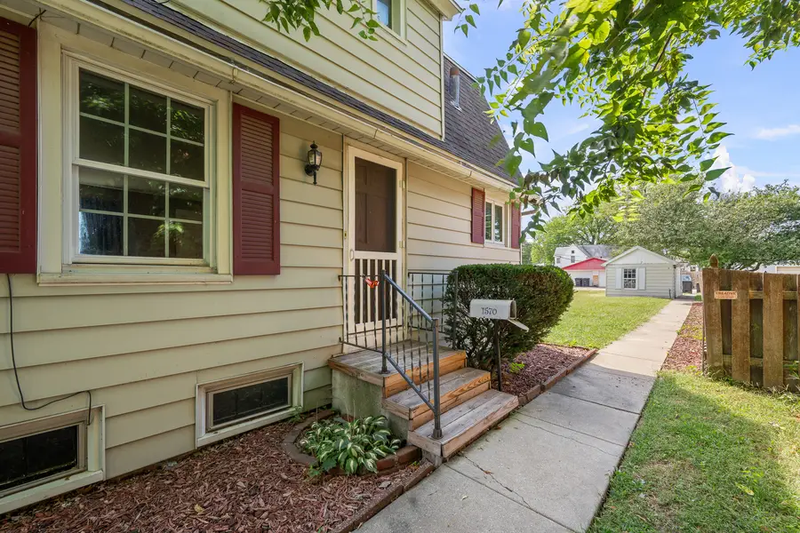 1570 43rd Street, Rock Island, IL 61201 - #3