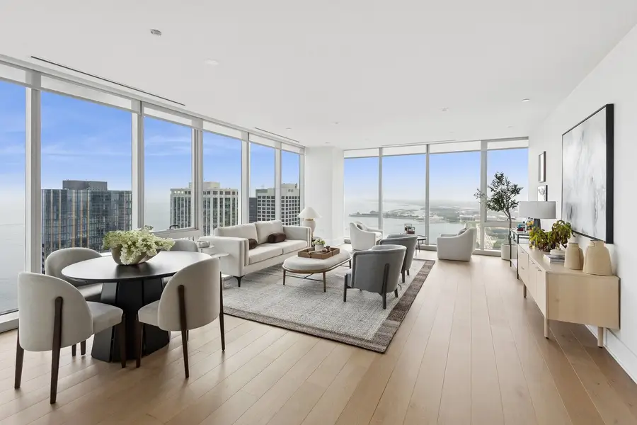 363 E Wacker Drive #4209, Chicago, IL 60601 - #3