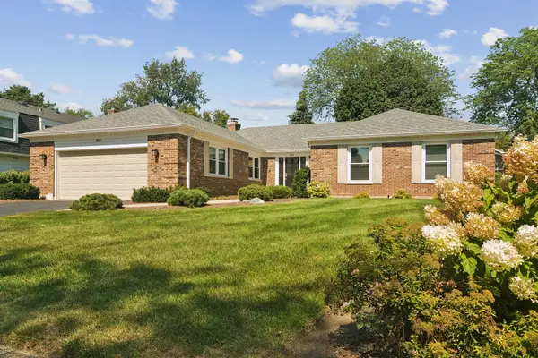 1012 W Mallard Drive, Palatine, IL 60067