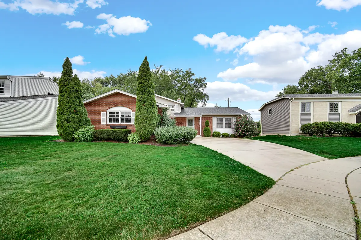 986 Harvard Lane, Buffalo Grove, IL 60089 - #1
