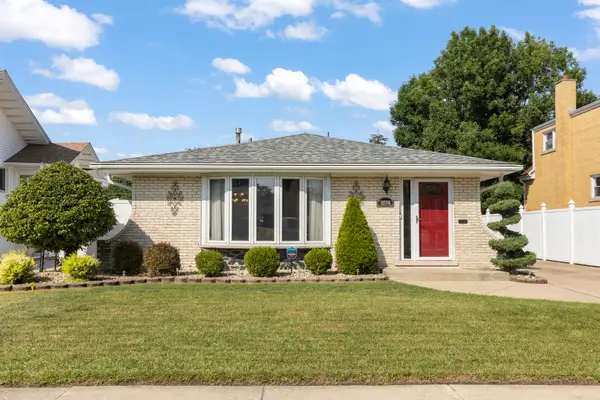 9204 Parkside Avenue, Oak Lawn, IL 60453