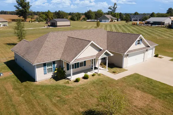 15730 Jadin Road, Marion, IL 62959