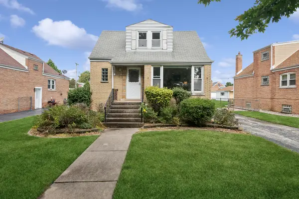 4312 W 109th Street, Oak Lawn, IL 60453