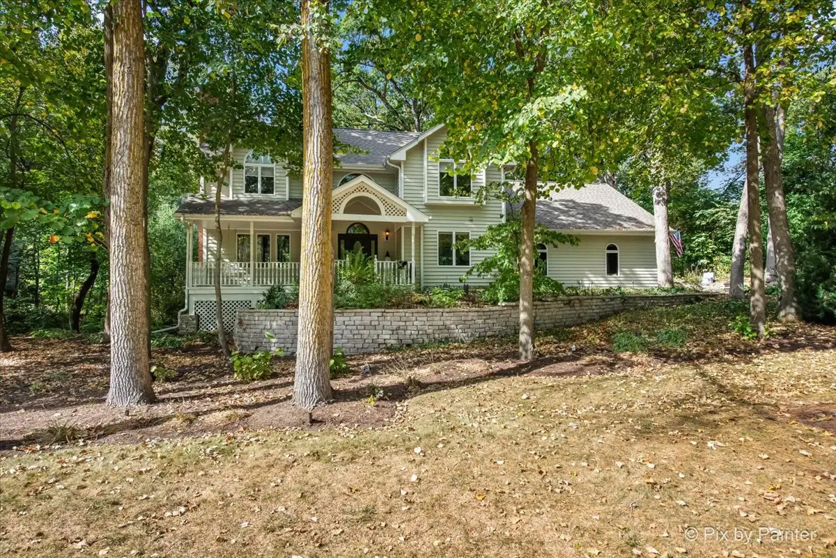 42W142 Ravine Drive, Saint Charles, IL 60175 - #1