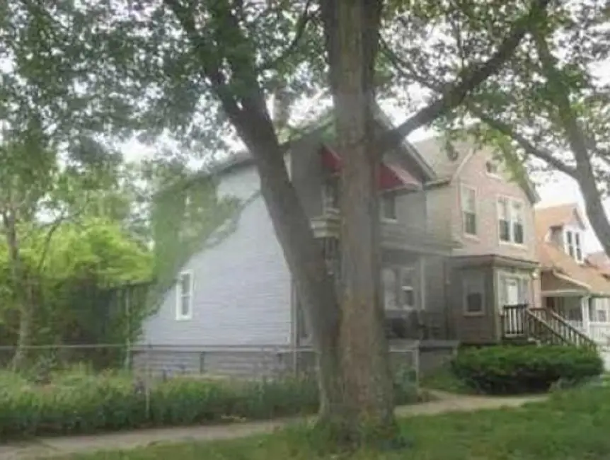 7625 S Dante Avenue, Chicago, IL 60619 - #2