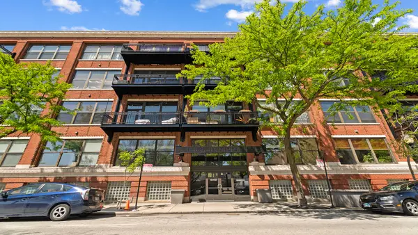 1040 W Adams Street #358, Chicago, IL 60607