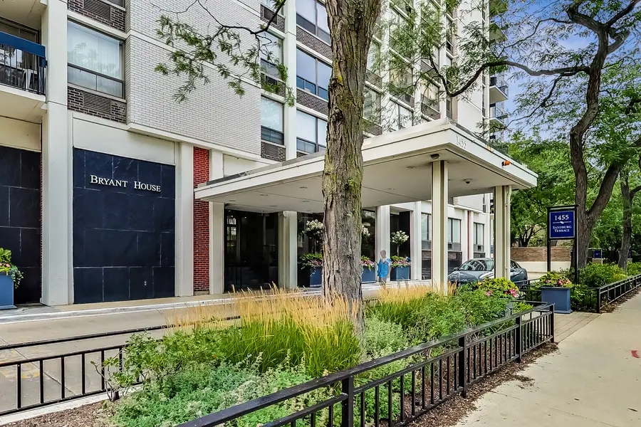 1455 N Sandburg Terrace #2306B, Chicago, IL 60610 - #2