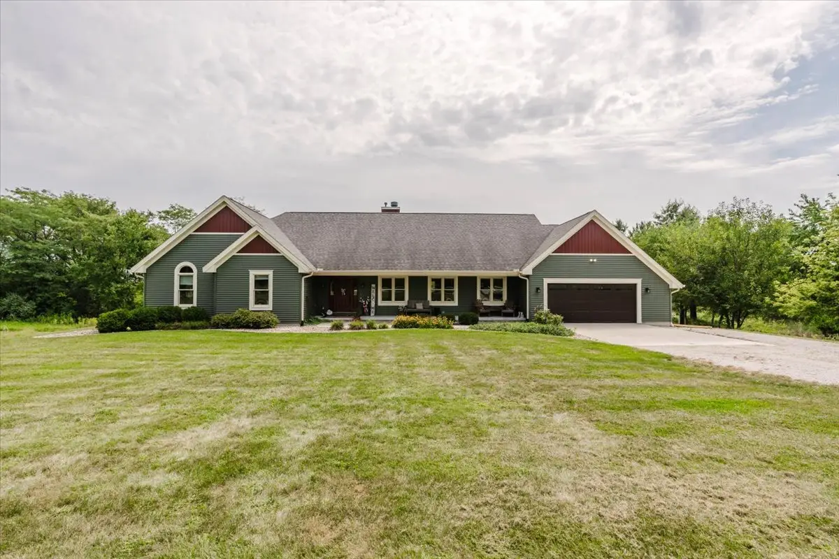 1927 County Road 500 Road, Secor, IL 61771 - #1