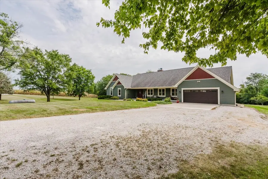 1927 County Road 500 Road, Secor, IL 61771 - #2
