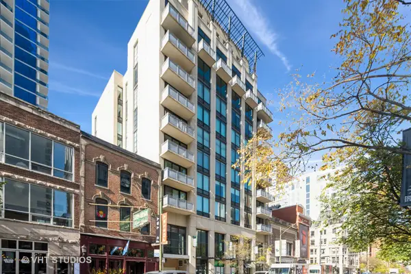 744 N Clark Street #305, Chicago, IL 60654