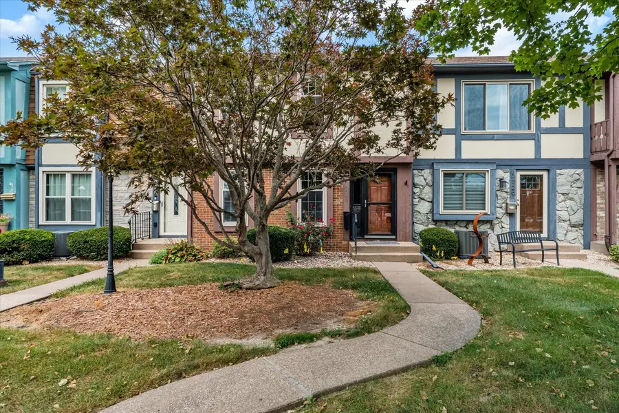 3727 31st Avenue, Rock Island, IL 61201 - #3