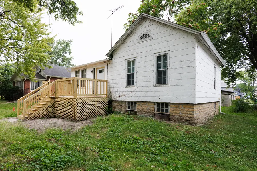 1065 S 4th Avenue, Kankakee, IL 60901 - #2