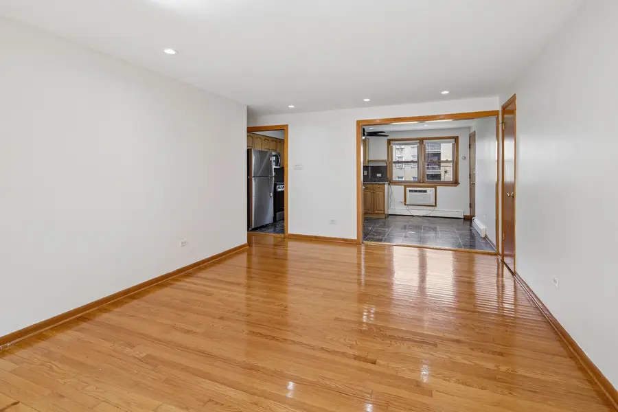4928 N Lester Avenue #2B, Chicago, IL 60630 - #3