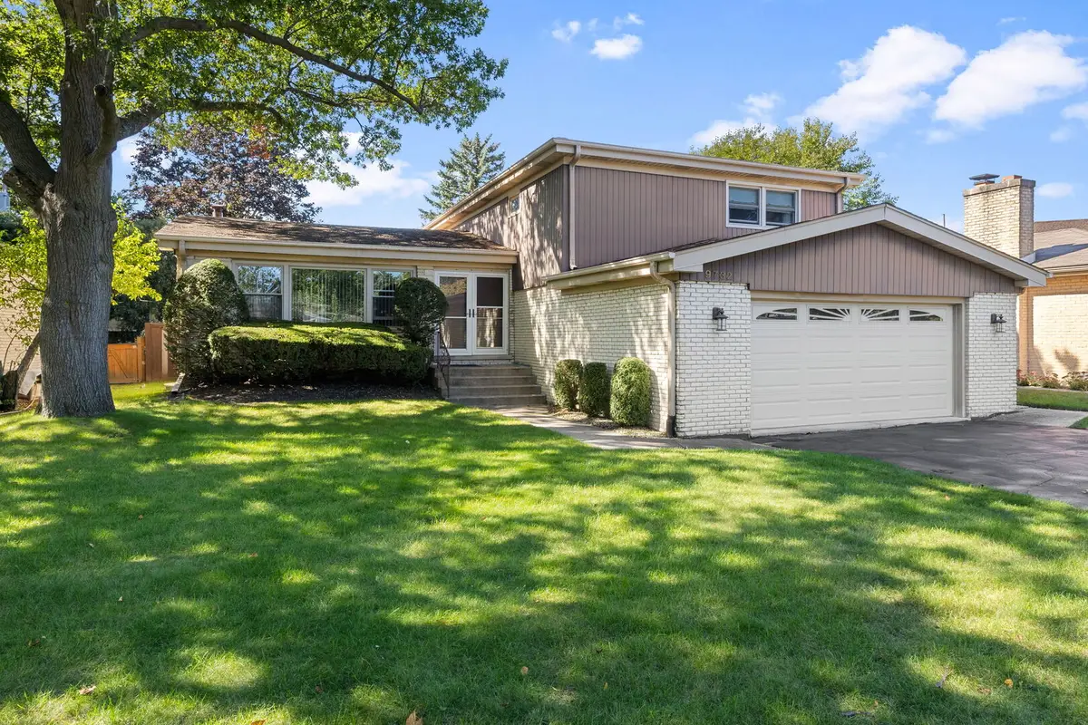 9732 Kildare Avenue, Skokie, IL 60076 - #1