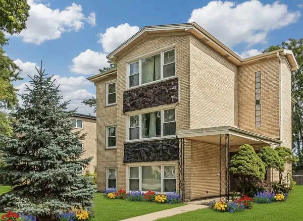 512 W Ida Court, Mount Prospect, IL 60056