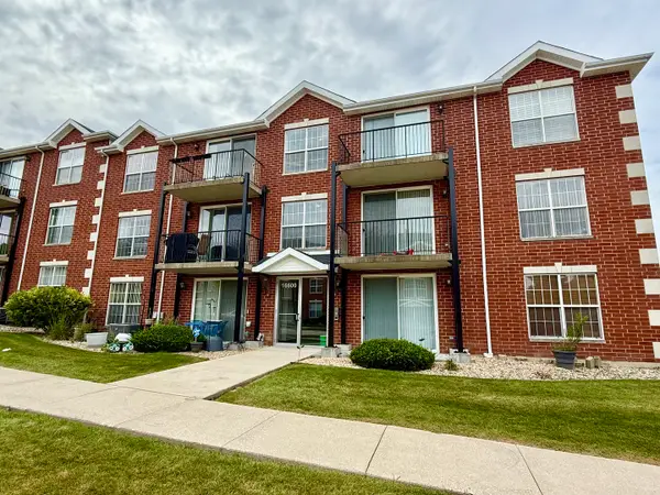 16600 Liberty Circle #2S, Orland Park, IL 60467