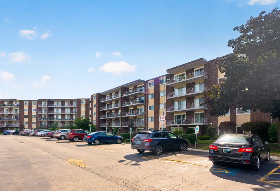 2900 Maple Avenue #14E, Downers Grove, IL 60515 - #2