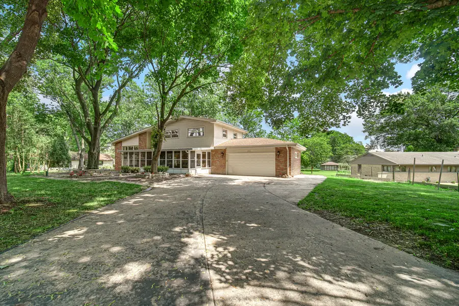205 Sharon Drive, Sleepy Hollow, IL 60118 - #2