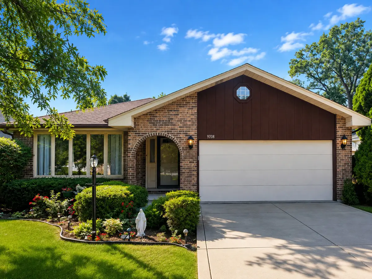 9708 S 81st Avenue, Palos Hills, IL 60465 - #1