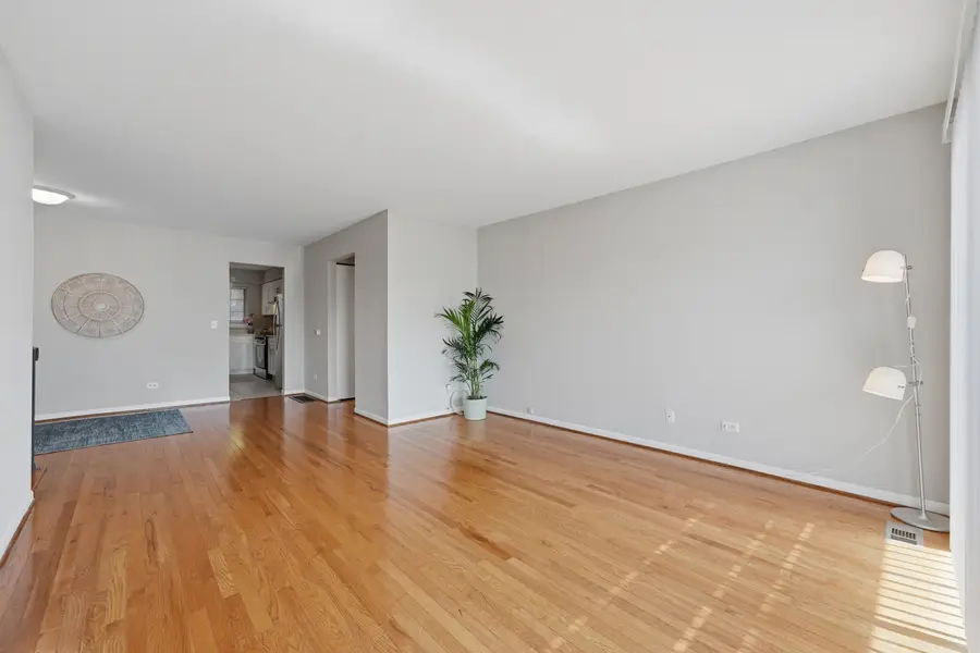 102 Steeple Drive #B, Buffalo Grove, IL 60089 - #3