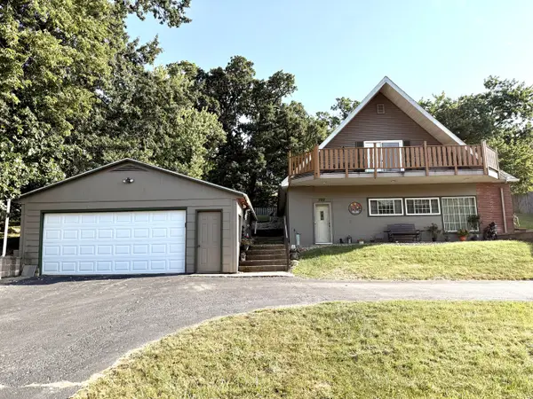 700 W Webster Street, Clinton, IL 61727