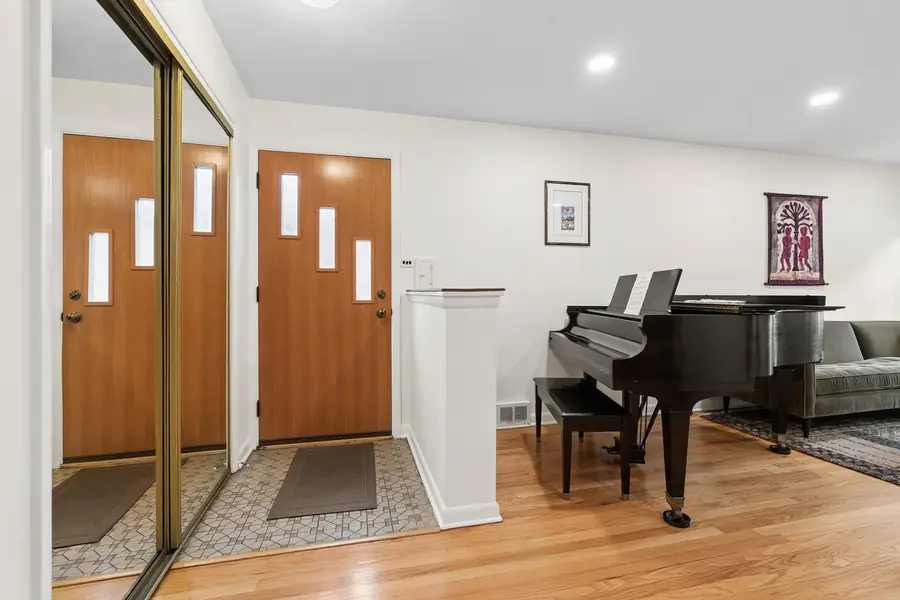 9306 Kostner Avenue, Skokie, IL 60076 - #3