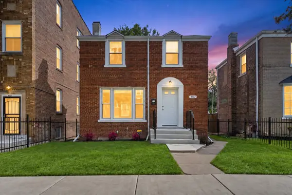 9137 S Essex Avenue, Chicago, IL 60617