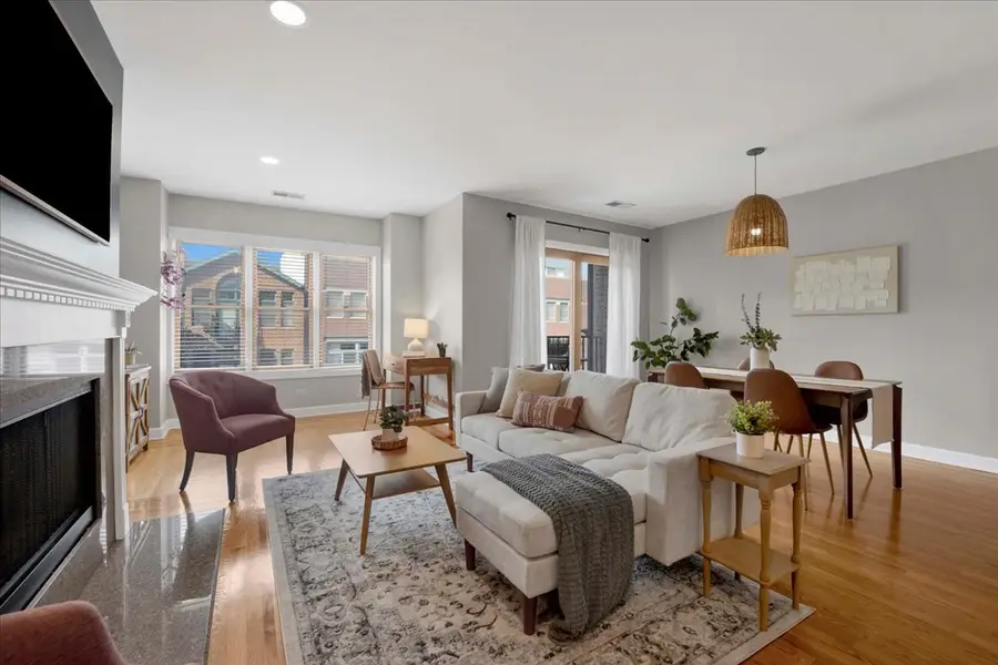 4151 N Lincoln Avenue #2, Chicago, IL 60618 - #3