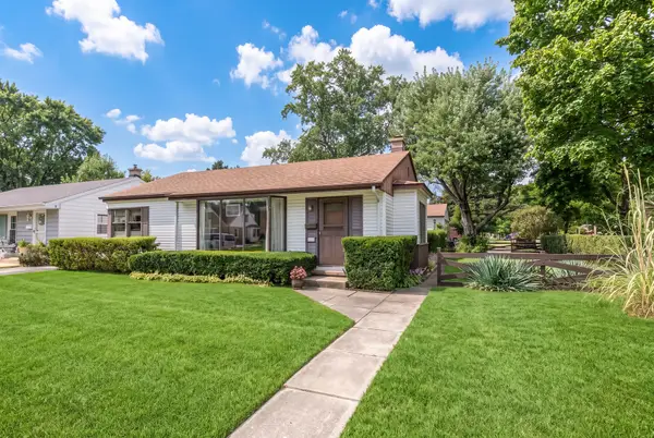 1808 Linden Street, Des Plaines, IL 60018