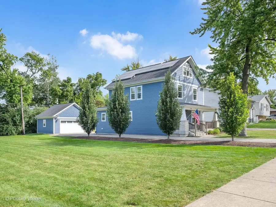 109 Grove Avenue, Glen Ellyn, IL 60137 - #3