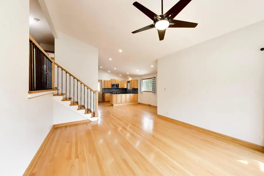 107 S Weller Lane, Mount Prospect, IL 60056 - #3