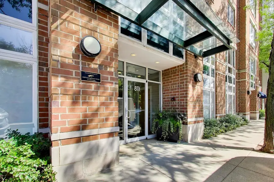 811 Chicago Avenue #609, Evanston, IL 60202 - #2