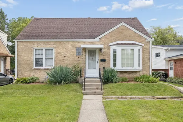 1031 Glenwood Avenue, Waukegan, IL 60085