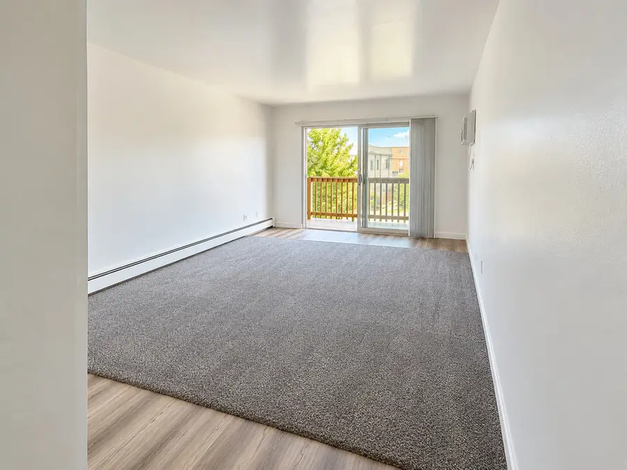 6451 S Narragansett Avenue #3D, Chicago, IL 60638 - #2