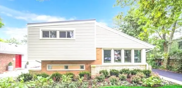 1235 Ferndale Avenue, Highland Park, IL 60035