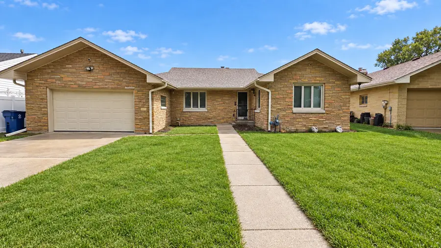760 Riverside Court, Kankakee, IL 60901 - #2