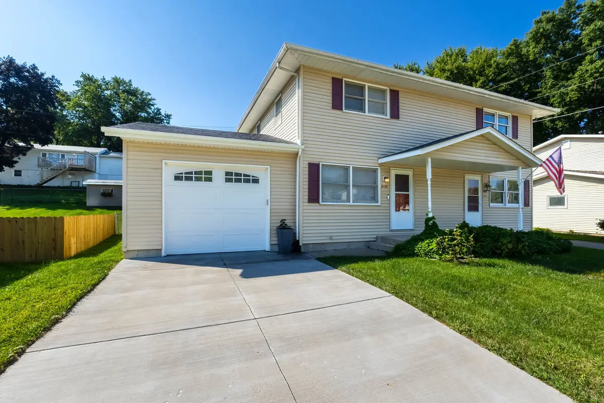 3109 Sunburst Drive, Bettendorf, IA 52722 - #1